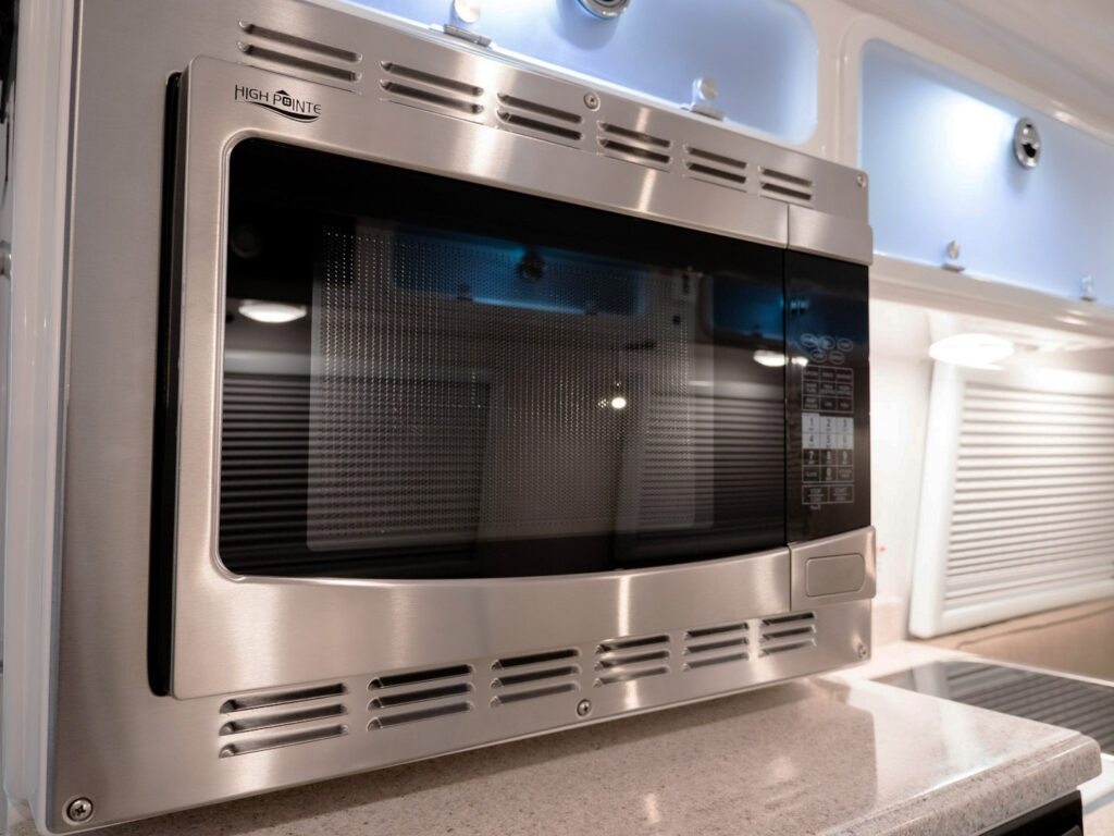 Oliver Legacy Elite Microwave