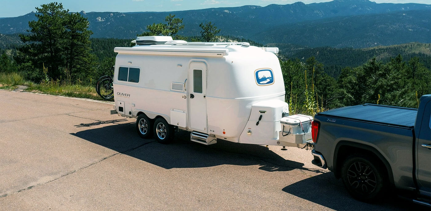 Regarding travel trailers, Oliver stands out from the competition with its unique design features, long-lasting durability, and four-season camping capabilities. Let’s take a closer look at what sets Oliver’s travel trailers apart from the rest.