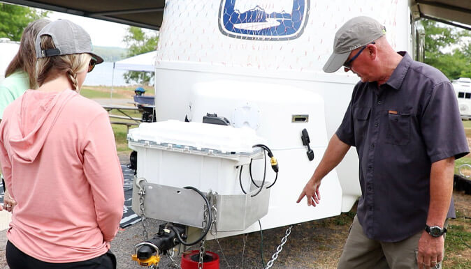 travel trailer in cold weather